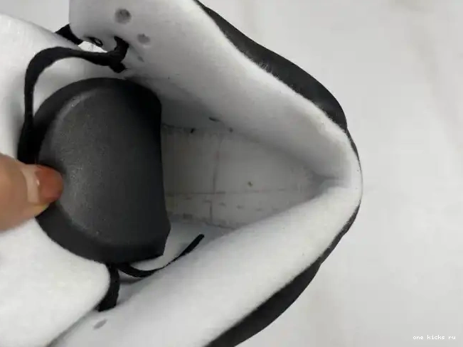 Rep Onekick JORDAN AIR OREO 5 CT4838-011 0405